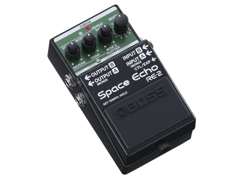 BOSS RE-2 | Space Echo pedal de delay e reverb compacto