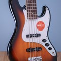 Contrabaixo de 5 Cordas Jazz Bass V  Affinity Series Squier By Fender - Sunburst (Brown Sunburst) (32)