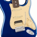 Guitarra Fender American Ultra Stratocaster HSS - Cobra Blue