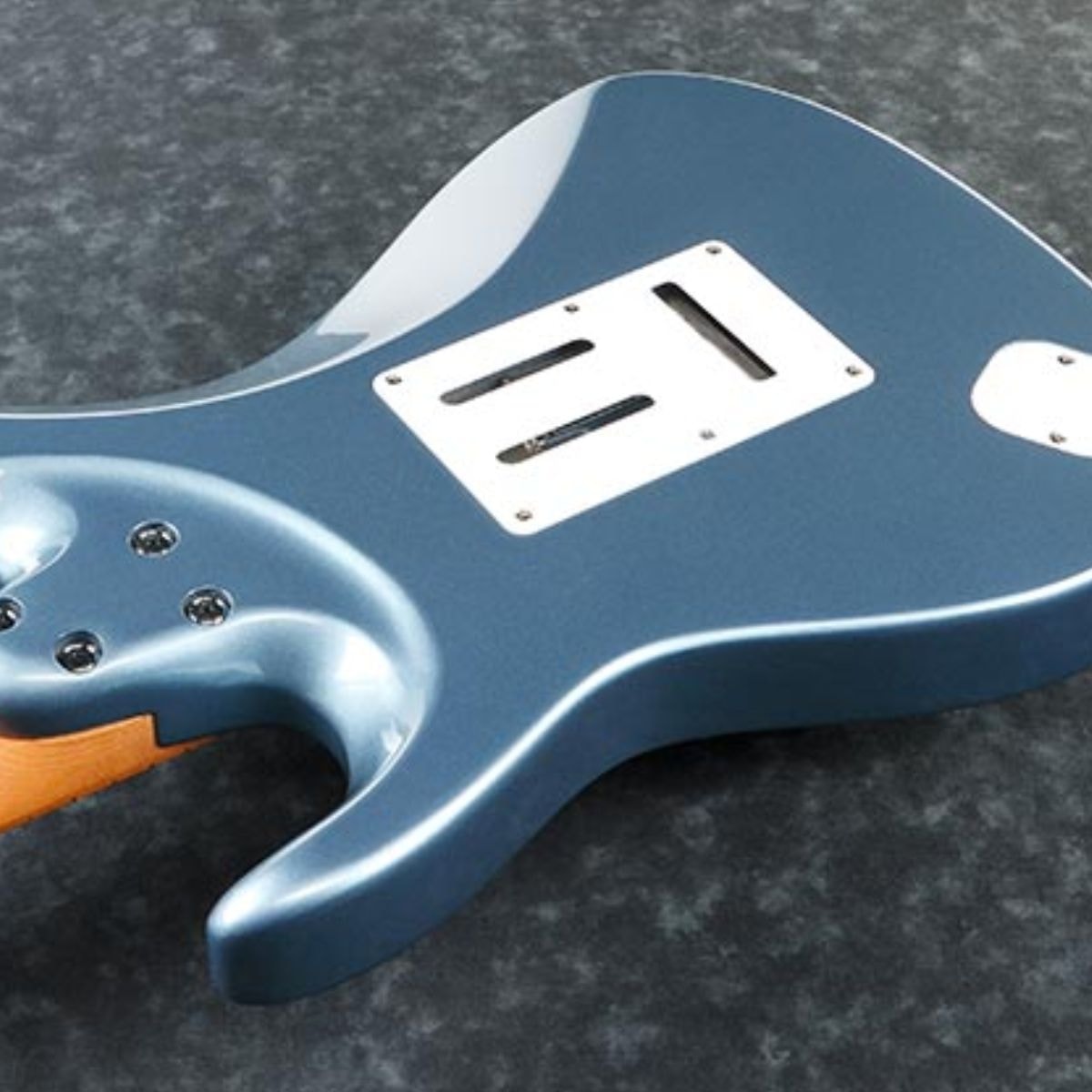 Guitarra Ibanez Prestige AZ2204 - Ice Blue Metallic