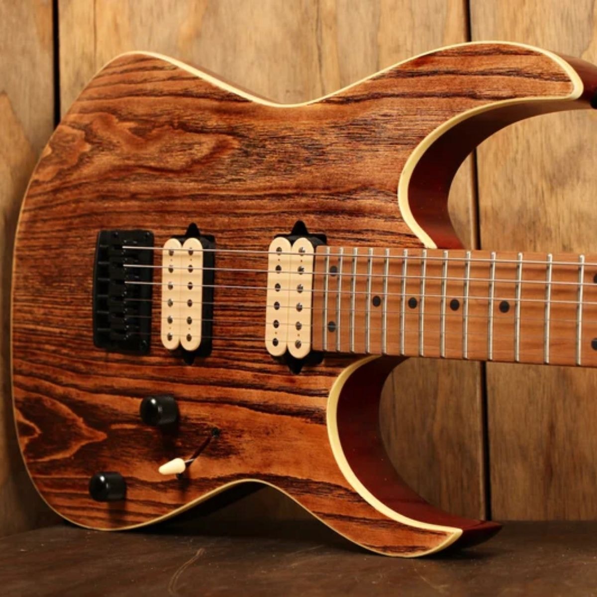 Guitarra RG421 HPAM com DiMarzio Air Norton e The Tone Zone