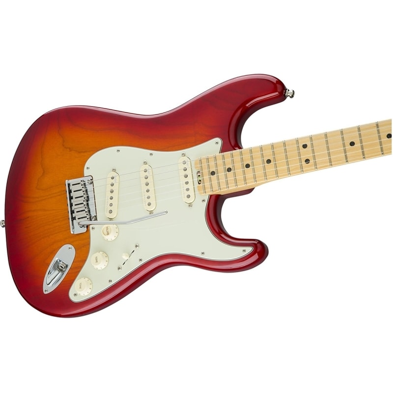 ギター Fender USA Stratocaster American deluxe Guitarra Fender Stratocaster American Deluxe | The Gear
