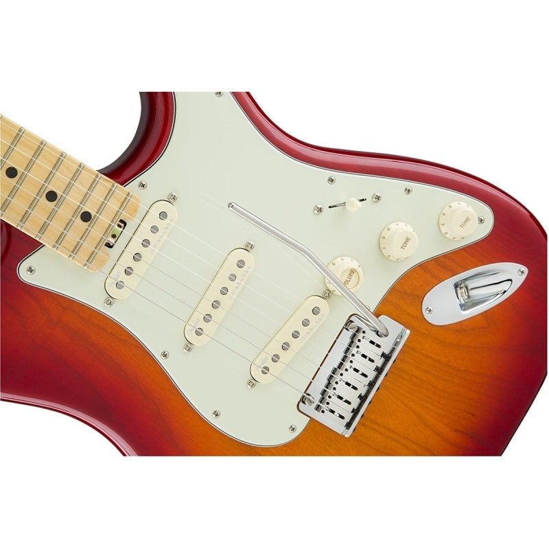 Guitarra Stratocaster American Deluxe Ash 0119302731