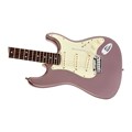  Guitarra Stratocaster American Deluxe Stratocaster 0119000766 Fender - Burgundy Mist Metallic (766)