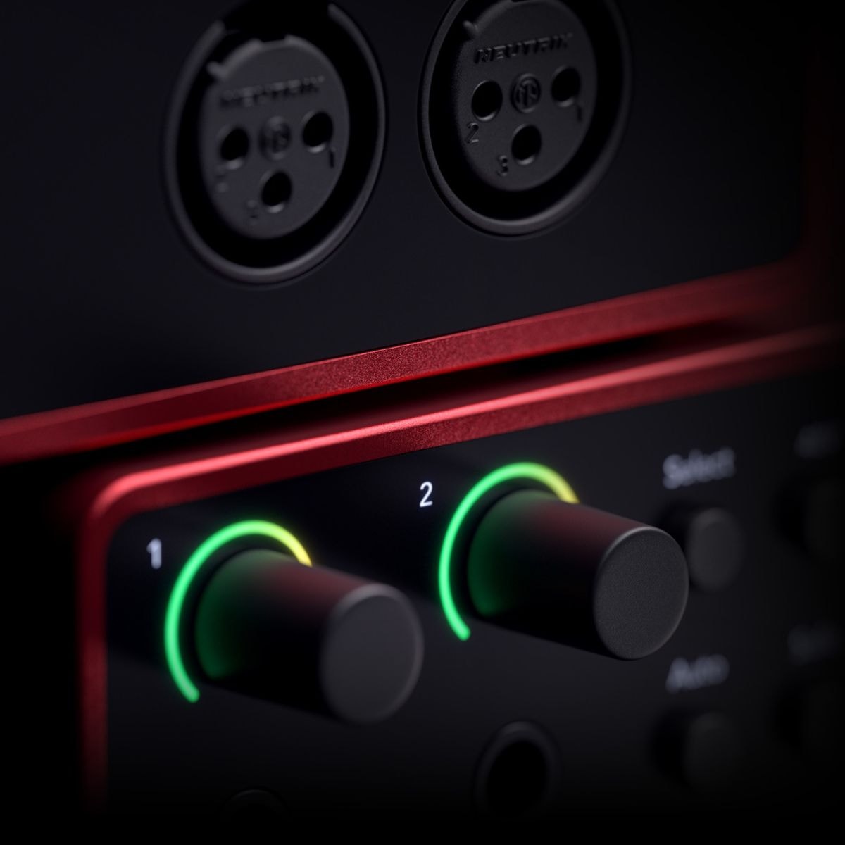 Interface de Áudio Focusrite Scarlett 2I2 4ª Geração