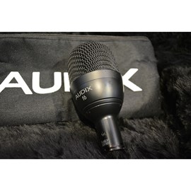 Microfone para Bumbo F6 com Clip e Capa - Última Peça Audix