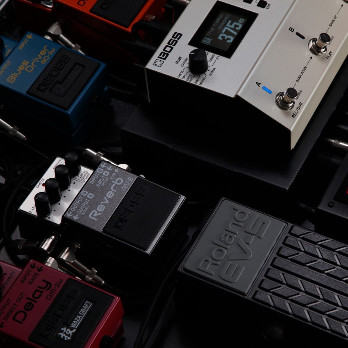 Pedal BOSS RV-6 Digital Reverb para Guitarra Violão Contrabaixo