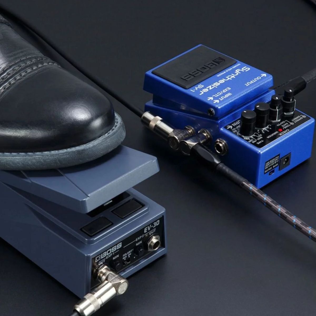 Pedal BOSS SY-1 Synthesizer Guitarra e Contrabaixo