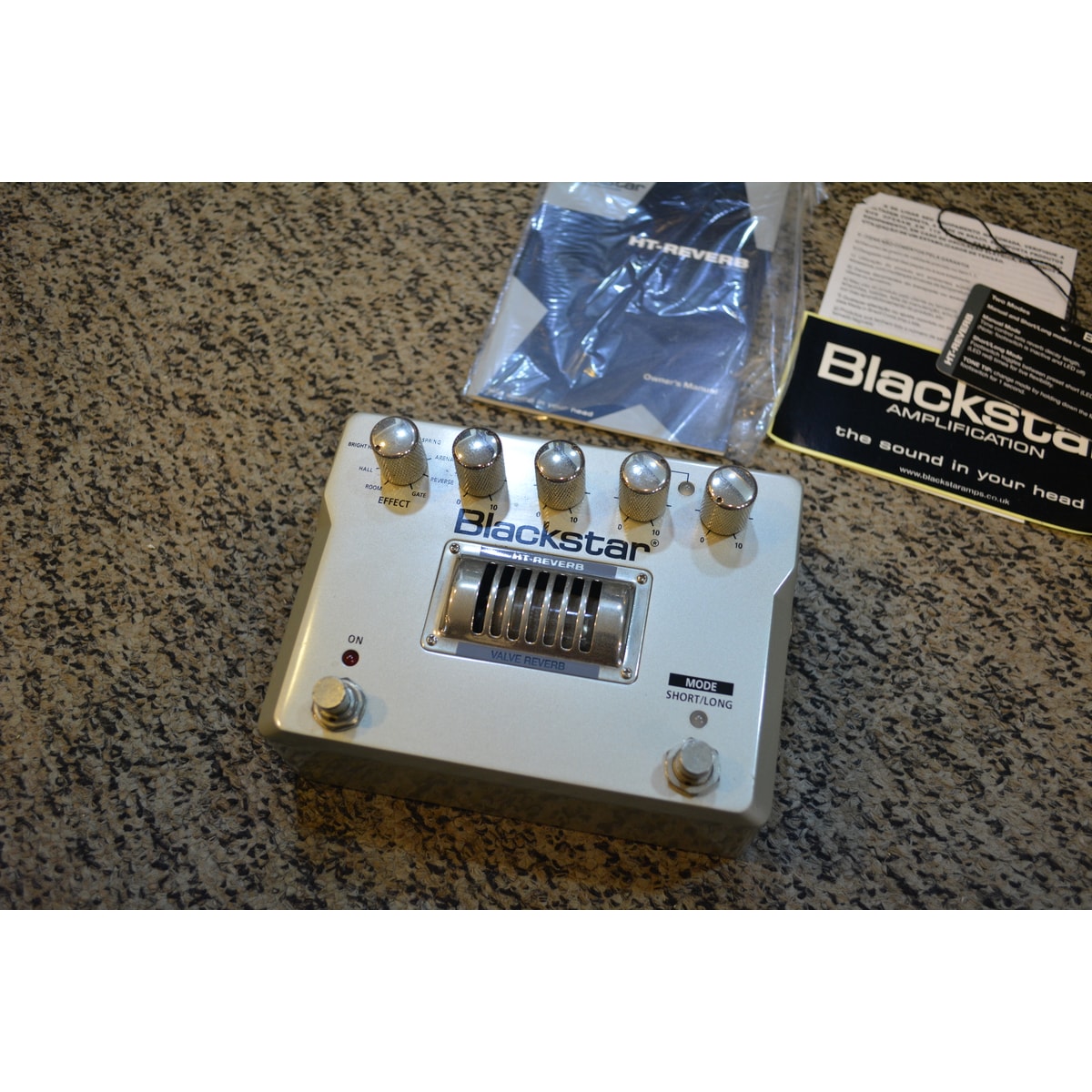 Pedal de Reverb Valvulado Estéreo HT-Reverb - Última Peça