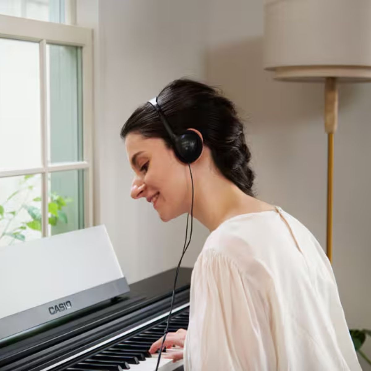Piano Digital Casio Privia PX-770 com 88 Teclas - Preto