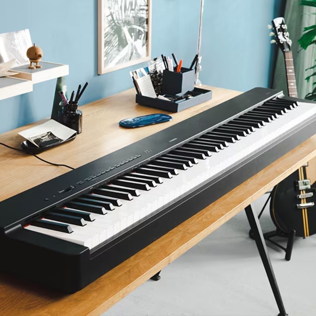 Piano Digital Yamaha P-225 com 88 Teclas - Preto