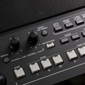 Teclado Arranjador Yamaha PSR-SX600 Com Interface de Áudio/Gravação