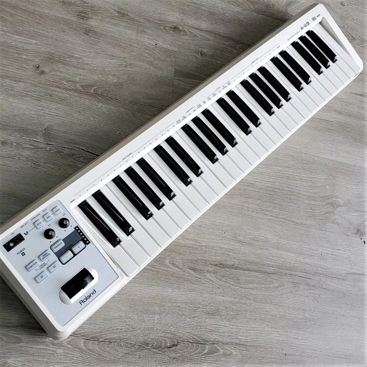 Teclado Controlador MIDI Roland A-49 - Branco