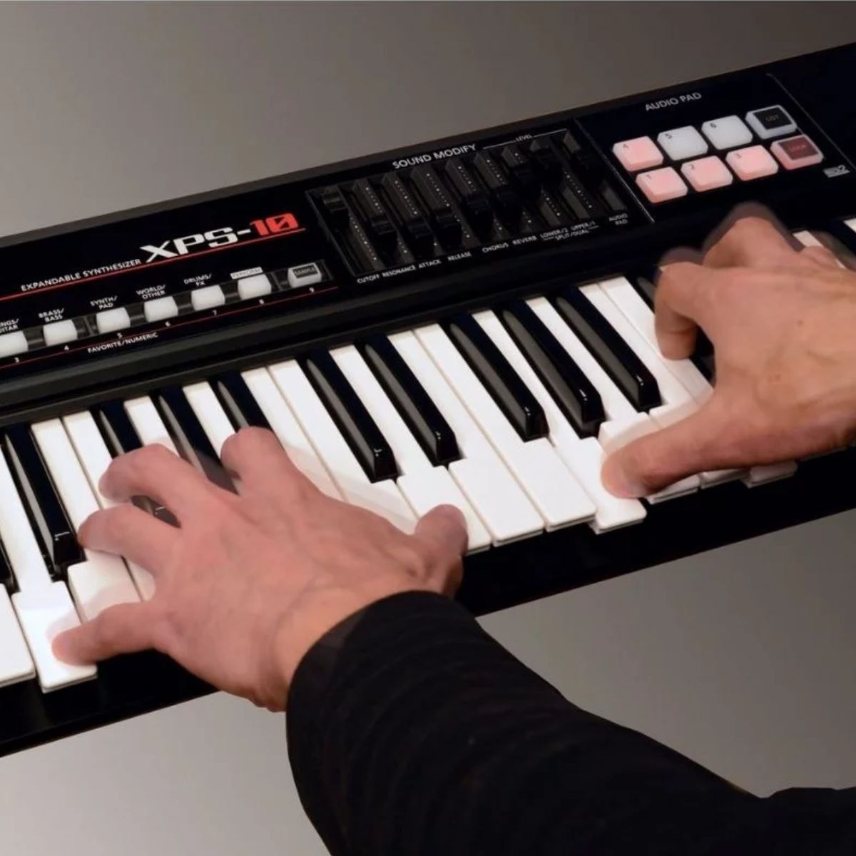 EPEX エイデン ポラロイド Teclado Sintetizador Roland XPS-10 Synth com 61 Teclas - Preto