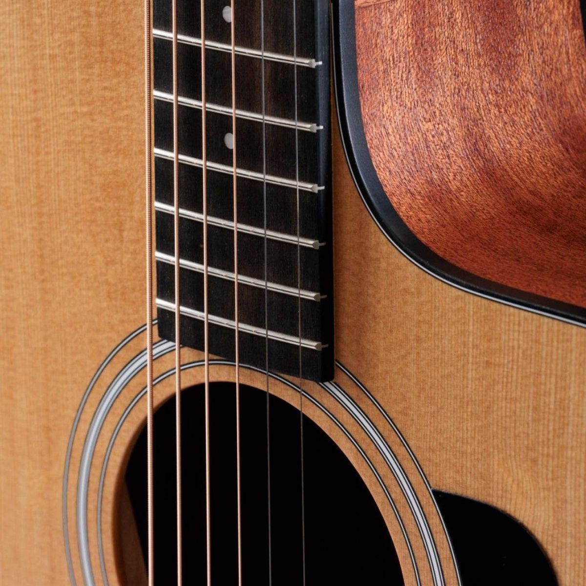 Violão Taylor Eletroacústico Aço 114CE com Gig Bag