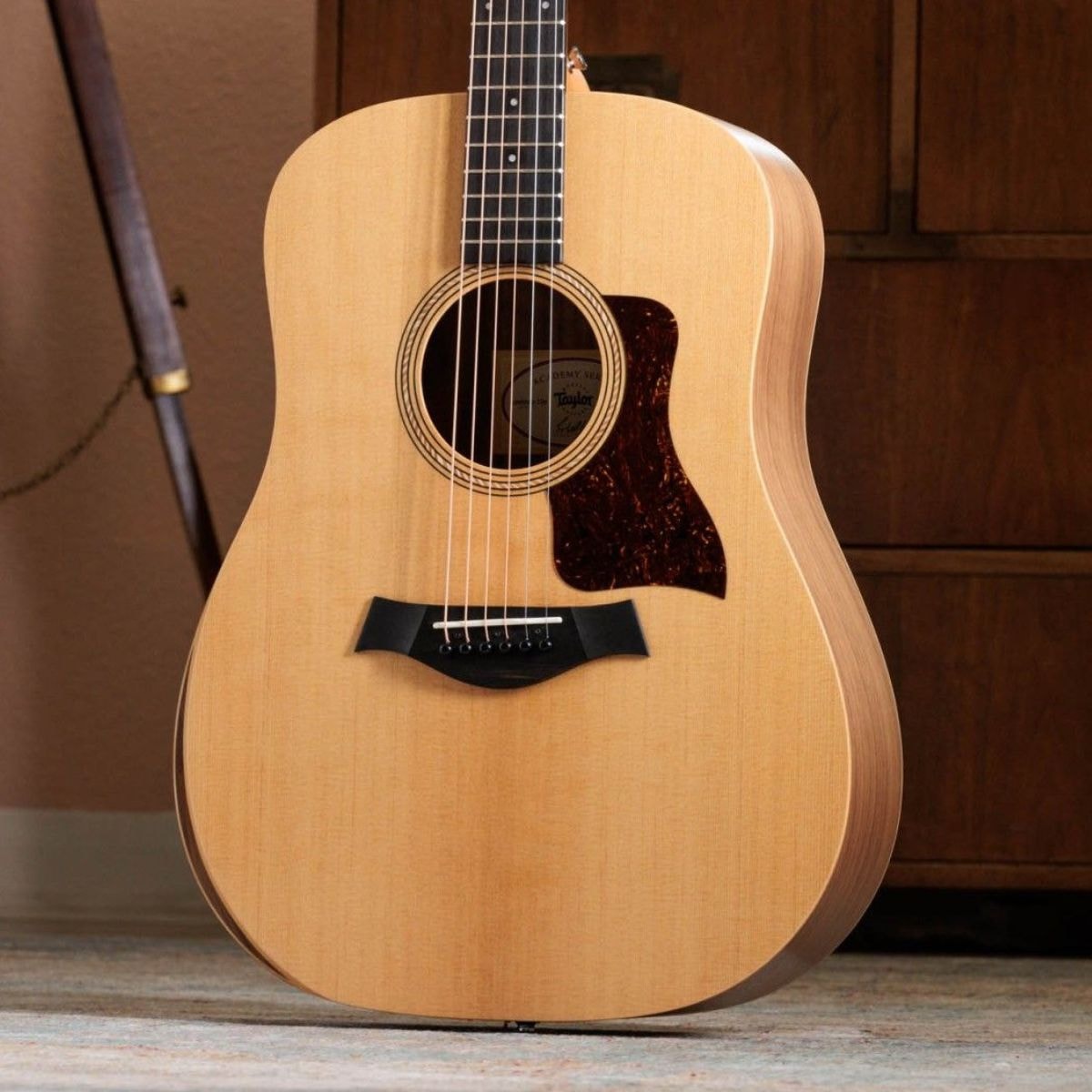 Violão Taylor Eletroacústico Aço Academy 10e com Gigbag